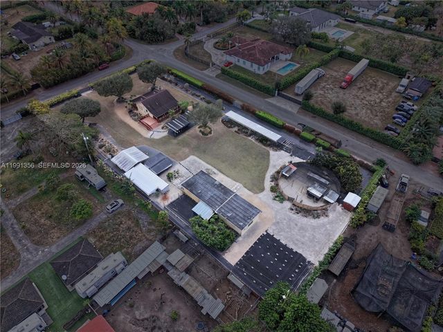 23550 SW 214th Pl, Homestead, FL 33031