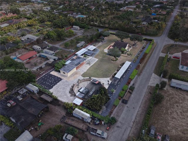 23550 SW 214th Pl, Homestead, FL 33031