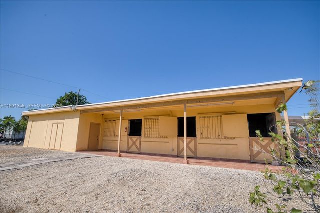 23550 SW 214th Pl, Homestead, FL 33031