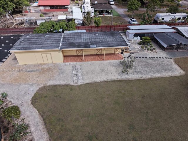 23550 SW 214th Pl, Homestead, FL 33031