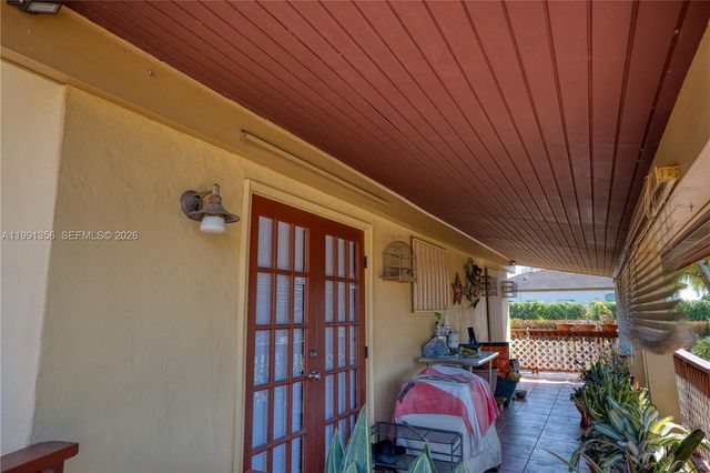 23550 SW 214th Pl, Homestead, FL 33031