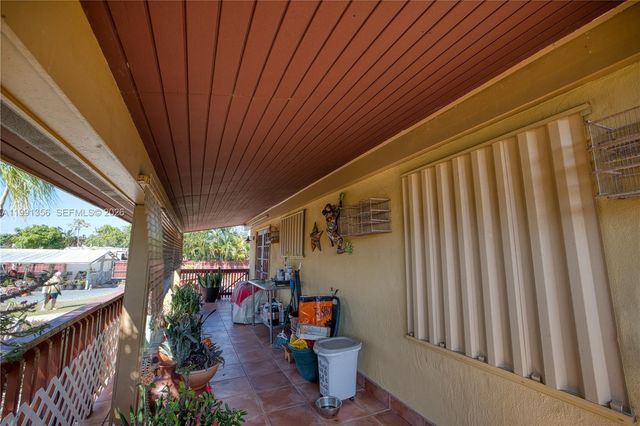 23550 SW 214th Pl, Homestead, FL 33031