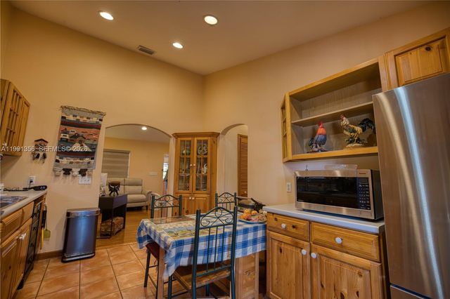 23550 SW 214th Pl, Homestead, FL 33031