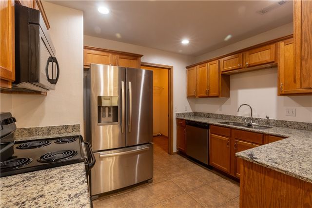 2625 D J Duvall Drive, Pea Ridge, AR 72751