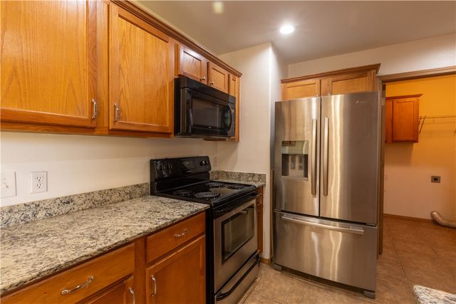 2625 D J Duvall Drive, Pea Ridge, AR 72751