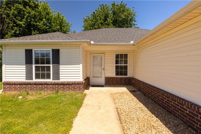 2625 D J Duvall Drive, Pea Ridge, AR 72751