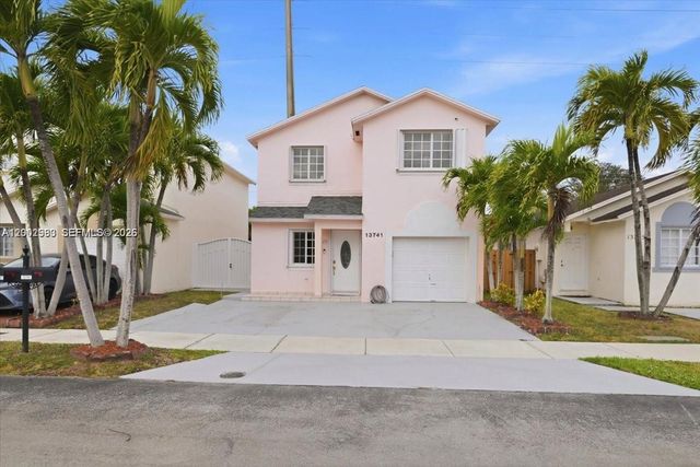 13741 SW 160th Ter 0, Miami, FL 33177