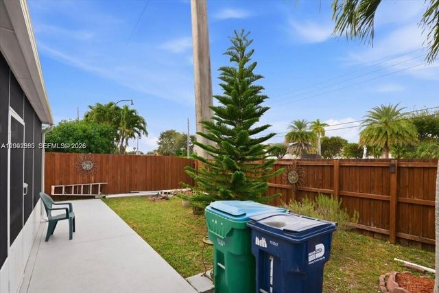 13741 SW 160th Ter 0, Miami, FL 33177