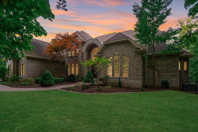 53 Abbeyfeale Drive, Oswego, IL 60543