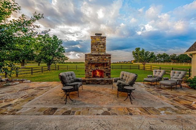 4385 E 181st Street S, Bixby, OK 74008