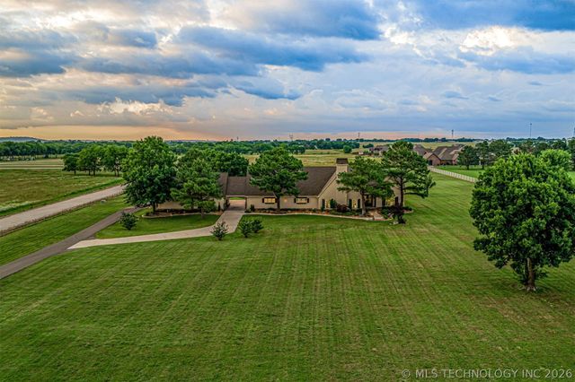 4385 E 181st Street S, Bixby, OK 74008