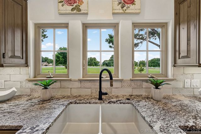 4385 E 181st Street S, Bixby, OK 74008