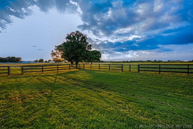4385 E 181st Street S, Bixby, OK 74008