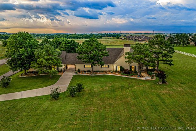 4385 E 181st Street S, Bixby, OK 74008