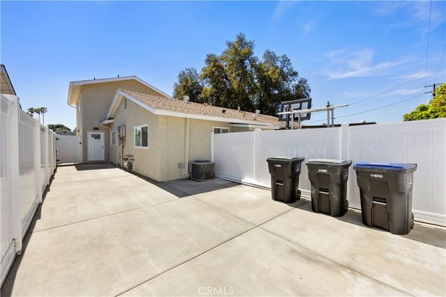 4273 Wheeler, Riverside, CA 92503