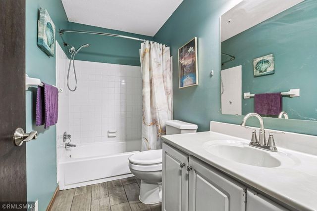 4384 Arden View Court, Arden Hills, MN 55112