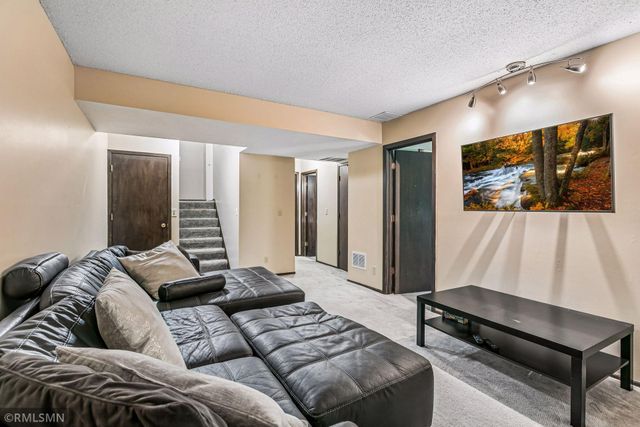 4384 Arden View Court, Arden Hills, MN 55112