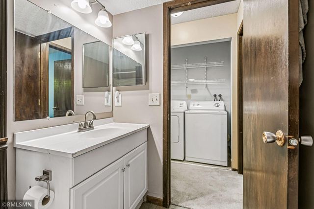 4384 Arden View Court, Arden Hills, MN 55112