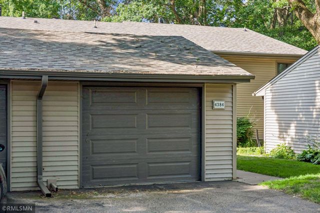4384 Arden View Court, Arden Hills, MN 55112