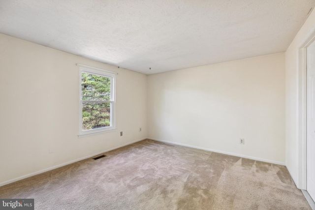 15023 OAK CREST CT, Dumfries, VA 22025