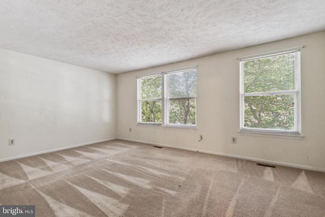 15023 OAK CREST CT, Dumfries, VA 22025