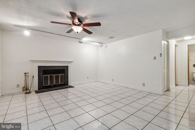 15023 OAK CREST CT, Dumfries, VA 22025