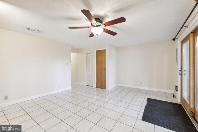 15023 OAK CREST CT, Dumfries, VA 22025