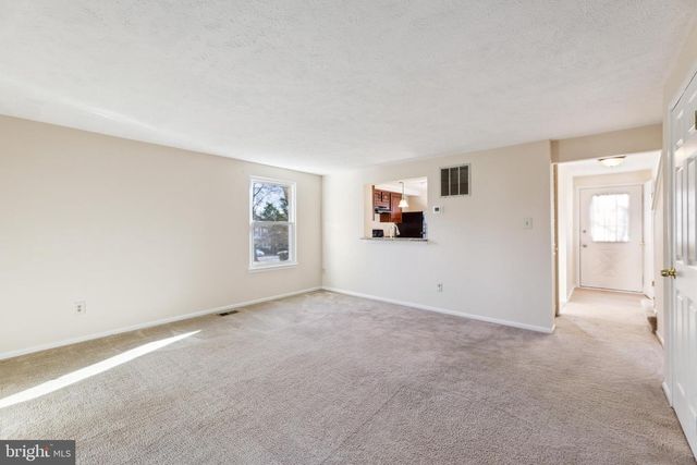 15023 OAK CREST CT, Dumfries, VA 22025