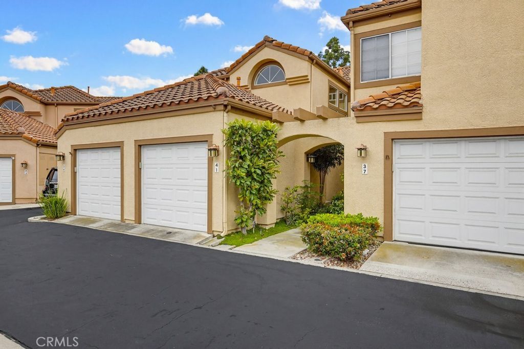 41 Via Athena, Aliso Viejo, CA 92656