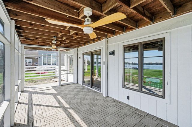 11987 W Indian Lake Drive, Vicksburg, MI 49097