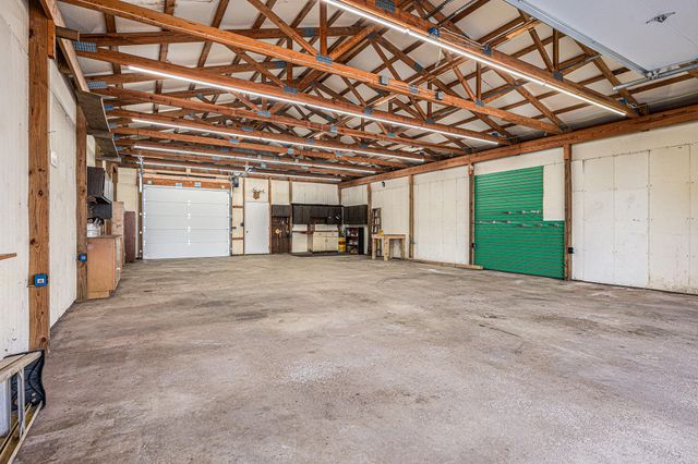 11987 W Indian Lake Drive, Vicksburg, MI 49097