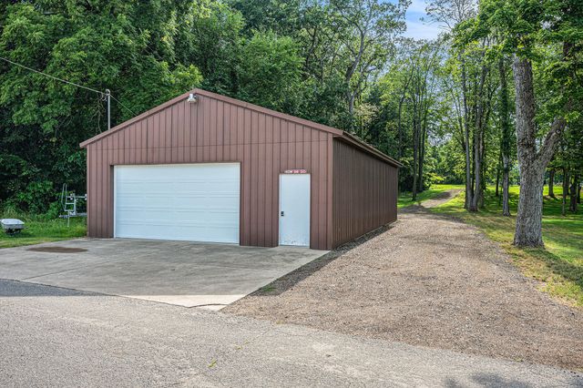 11987 W Indian Lake Drive, Vicksburg, MI 49097
