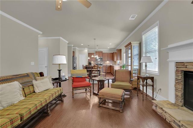 630 Collingsworth Lane, Lawrenceville, GA 30043