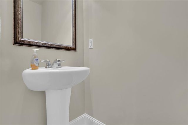 630 Collingsworth Lane, Lawrenceville, GA 30043