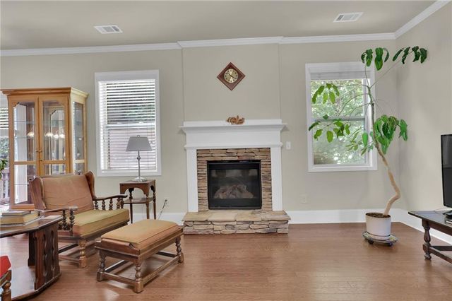 630 Collingsworth Lane, Lawrenceville, GA 30043