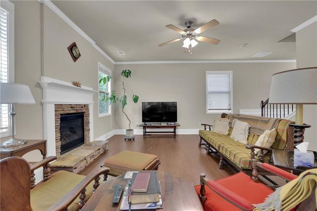 630 Collingsworth Lane, Lawrenceville, GA 30043