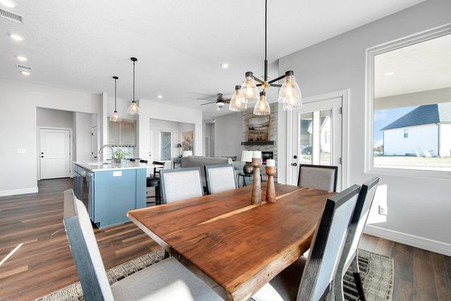 5146 N Lycee St, Bel Aire, KS 67226