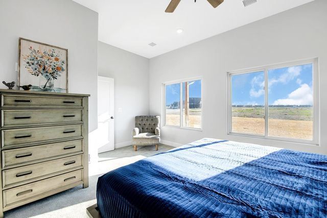 5146 N Lycee St, Bel Aire, KS 67226