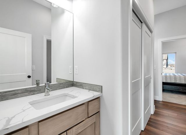 5146 N Lycee St, Bel Aire, KS 67226