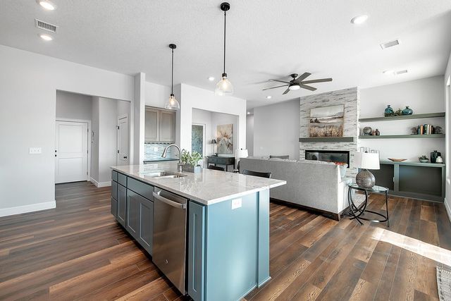 5146 N Lycee St, Bel Aire, KS 67226