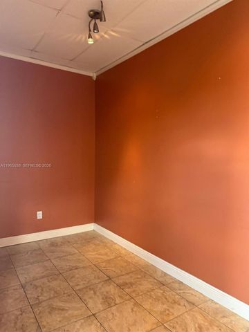 4796 NW 167Th St, Miami Lakes, FL 33014