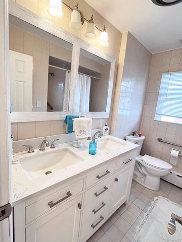 36 2nd Avenue, East Rockaway, NY 11518