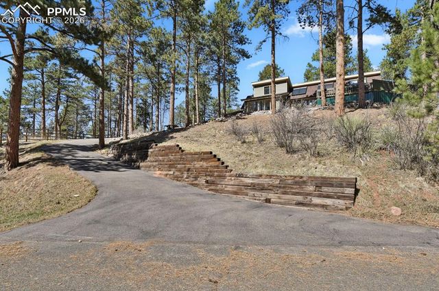 240 Sun Ridge Court, Woodland Park, CO 80863