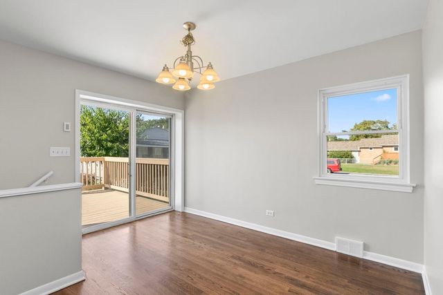 4510 Kenilworth Avenue, Forest View, IL 60402