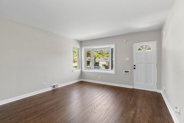 4510 Kenilworth Avenue, Forest View, IL 60402