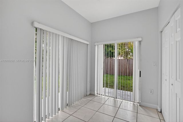 15521 SW 151st Ter, Miami, FL 33196