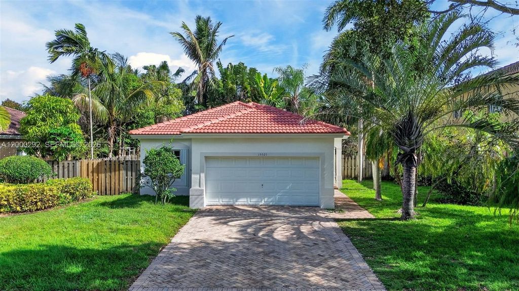 15521 SW 151st Ter, Miami, FL 33196
