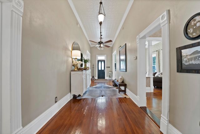 410 W Spring Street, Weatherford, TX 76086