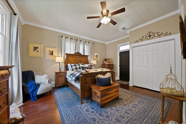 410 W Spring Street, Weatherford, TX 76086
