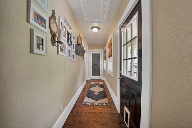 410 W Spring Street, Weatherford, TX 76086